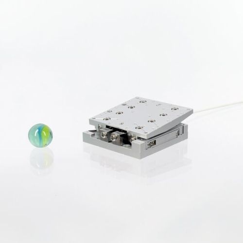 Piastra di posizionamento goniometrica - CGO-60.5 - SmarAct GmbH - piezoelettrica / multiasse / a rulli incrociati