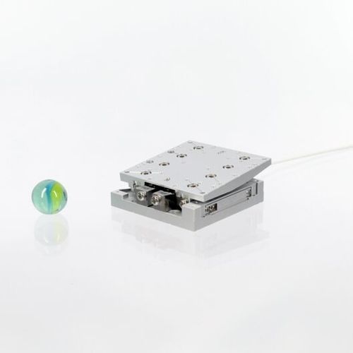 Piastra di posizionamento goniometrica - CGO-77.5 - SmarAct GmbH - piezoelettrica / a rulli incrociati / in ciclo chiuso