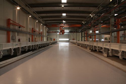 Tavola basculante - AVERMANN Maschinenfabrik GmbH & Co. KG