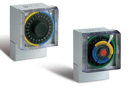 Interruttore orario analogico - PERRY ELECTRIC