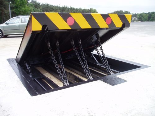 Dissuasore a scomparsa idraulico - PAS68 | RB880CR - Avon Barrier - road-blocker