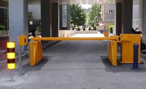 Barriera per parcheggi - PAS68 | EB950CR - Avon Barrier - a sollevamento