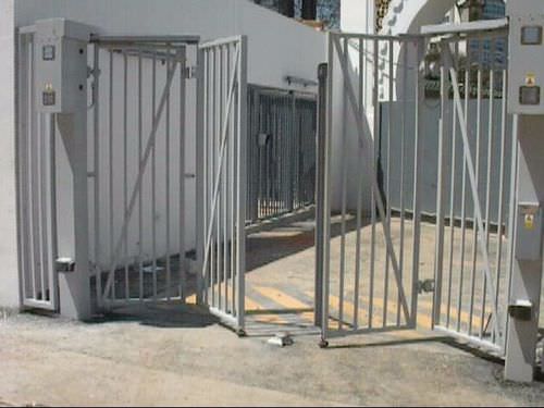 Cancello a libro - max. 4 m | F250 - Avon Barrier - ad alta velocità