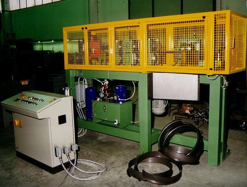 Linea di profilatura per anelli in acciaio - Sheet Metal Men s.r.l. - punzonatura / di piegamento