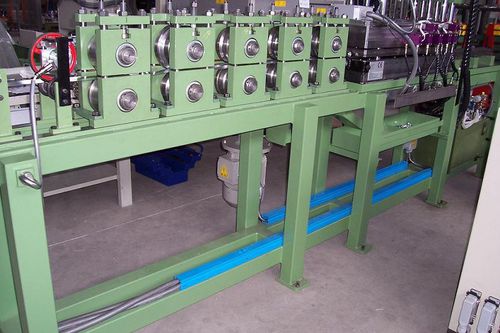 Linea di profilatura per profilati - Sheet Metal Men s.r.l. - automatica / punzonatura / con taglio