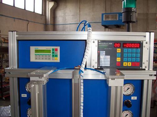 Tester di tenuta per filtri a olio - Sheet Metal Men s.r.l. - con PLCs