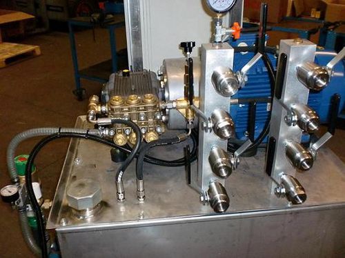 Macchina per test per tubi - Sheet Metal Men s.r.l. - idraulica