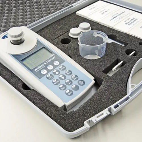 Fotometro colorimetro per analisi di acque - P34 - Evoqua Water Technologies - per analisi ambientale / portatile / portatile