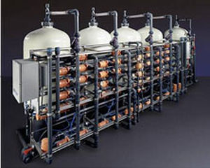 Sistema di deionizzazione per acqua - Evoqua Water Technologies