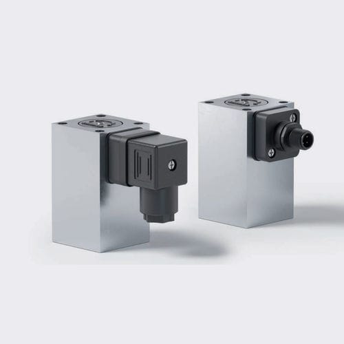 Pressostato a pistone - 640 series - Layher AG - connettore M12 / con flangia / per aria