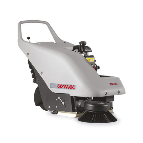Spazzatrice uomo a terra - CS50  - Comac spa - a benzina / a batteria / da esterno