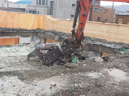 Mulino per calcestruzzo - CR series - Gensco Equipment - idraulico / verticale / mobile