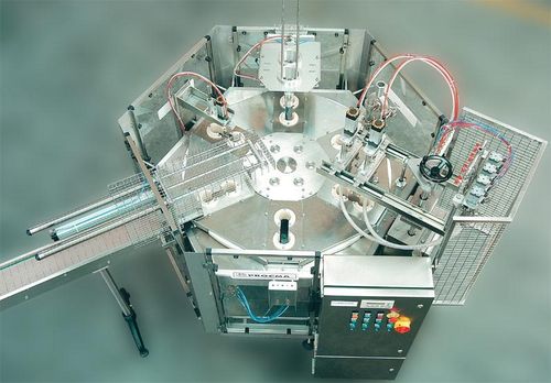 Riempitrice-induritore gelato - max. 1 800 pz/h - Procma s.r.l.
