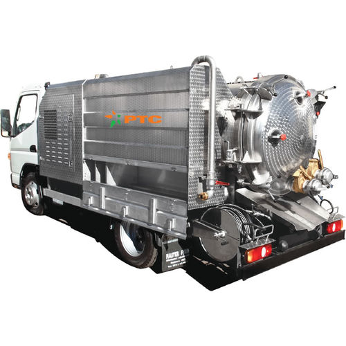 Gruppo da vuoto lubrificato - URBAN COMBI 2000/3000 - P.T.C.  Srl - industriale / con pulitrice ad alta pressione