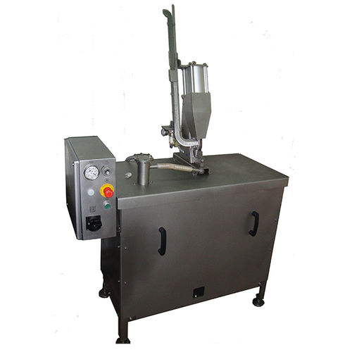 Macchina per imballaggio automatica - MVU - Kompo North America Inc. - sottovuoto / per formaggio / pneumatica