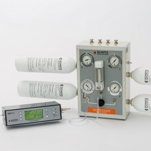 Stazione di prova di sensibilità al flusso - PS 403 U - Schütz GmbH Messtechnik - semiautomatica / per bombole / per rilevatore di gas