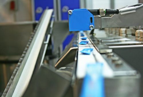 Sistema di movimentazione automatico - RNA Automation Ltd - di sacchetti / per imballaggi / per applicazioni alimentari