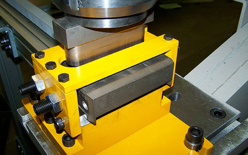 Punzonatrice automatica - Kingsland Engineering - meccanica / per profilati / di tubi