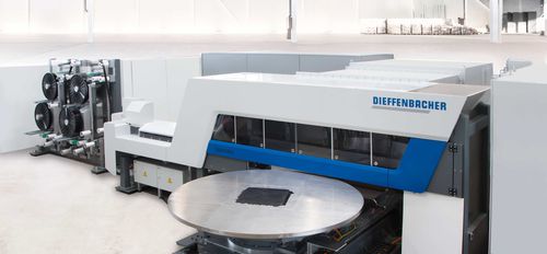 Linea di produzione di pezzi in materiali compositi - Fiberforge - Dieffenbacher - in continuo / singola