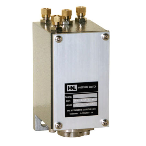 Pressostato a membrana - 300 series - British Rototherm Co. Ltd - differenziale / NPT 1/2 / NPT 1/4