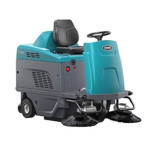 Spazzatrice uomo a bordo - S780 - Tennant - a batteria / da interno / da esterno