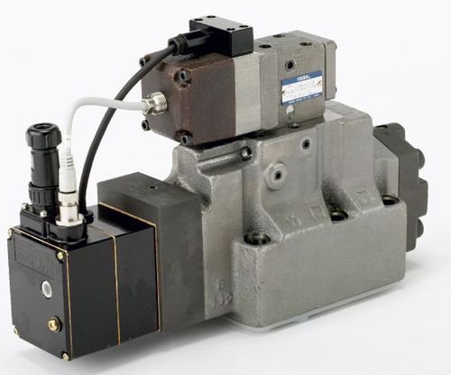 Valvola servocomandata - LSVHG-04-750 series - YUKEN Europe Ltd. - compatta / ad alta velocità / a due livelli