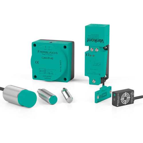 Sensore di prossimità capacitivo - Pepperl+Fuchs SE - cilindrico / rettangolare / filettato