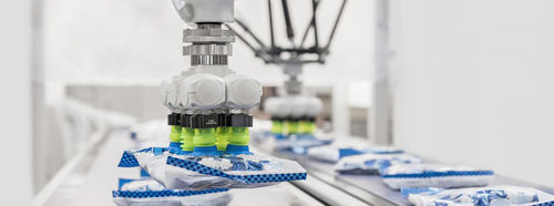 Robot per centro di lavorazione - B&R Industrie-Elektronik - ad alta velocità