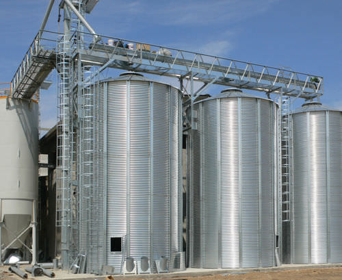 Silo in acciaio galvanizzato - BECCARIA S.r.l.