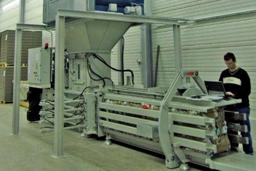 Pressa imballatrice per cartone - NESTRO Lufttechnik GmbH - per carta / per rifiuti / orizzontale