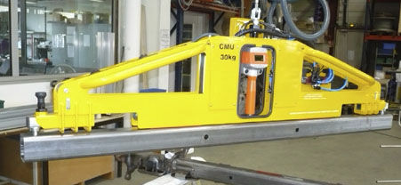 Manipolatore pneumatico - X090 - SAPELEM - con magnete di sollevamento / per la prensione / per movimentazione di componenti di automobili
