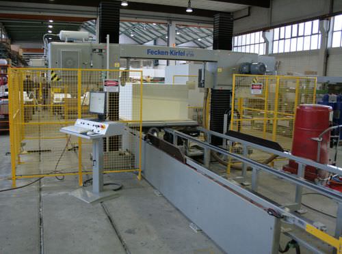Sega a nastro - H 23 - Fecken-Kirfel GmbH & Co. KG, Maschinenfabrik - orizzontale / per plastica / automatica