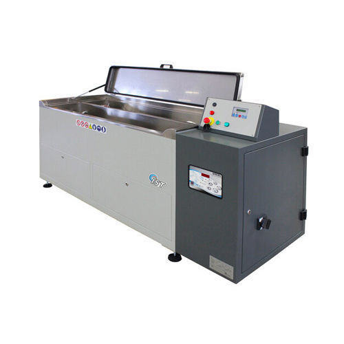 Macchina per pulizia ad ultrasuoni - LRC - I.S.T. Italia Sistemi Tecnologici - a spruzzo / a immersione / automatica