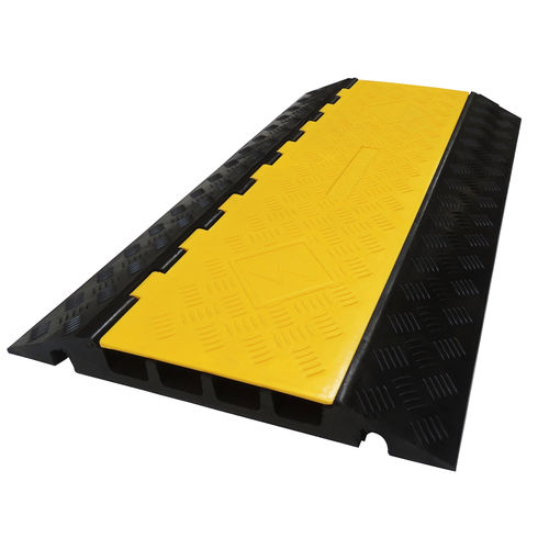 Protezione per cavi per il passaggio di veicoli - COBRA 31-4 - CABLE EQUIPEMENTS - con fissaggio a terra / in elastomero / in PVC-P
