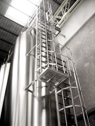 Scala da appoggio in acciaio inossidabile - VLS Technologies - fissa / con gabbia di sicurezza / per piattaforma