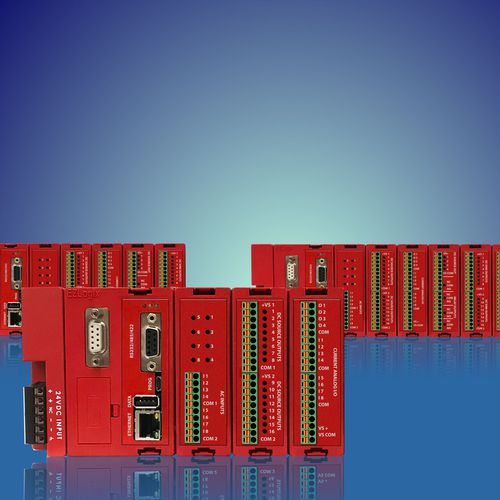PLC compatto - EZRack - UTICOR Automation GmbH - su guida DIN / uscite relè / con schede I/O espandibili