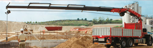 Gru montata su camion - F415A.2 series - Fassi gru S.p.A - con braccio articolato / telescopica / per cantiere