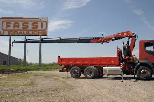 Gru montata su camion - F195A.2 series - Fassi gru S.p.A - con braccio articolato / telescopica / per cantiere