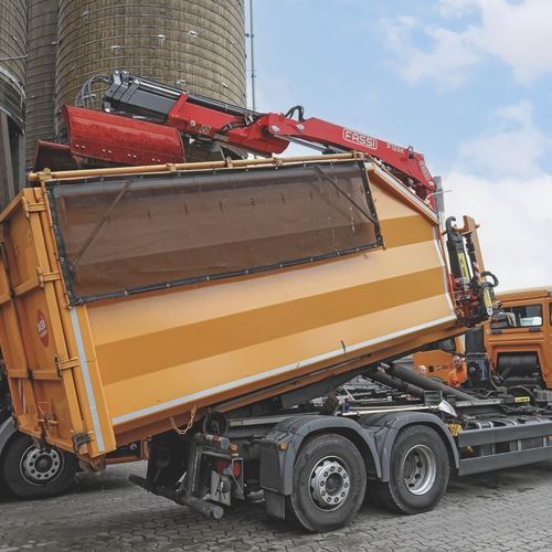 Gru montata su camion - F155AK - Fassi gru S.p.A - con braccio / per cantiere / di sollevamento