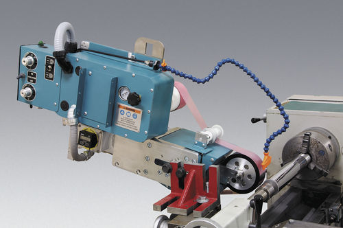 Macchina di superfinitura per cerchioni - 64001 - DYNABRADE Europe
