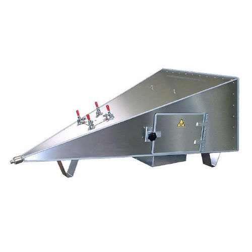 Sistema di calibratura di campi elettromagnetici - HE18 - Coliy Technology GmbH 