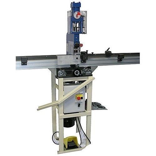 Punzonatrice per profilati in alluminio - Grangier Constructeur