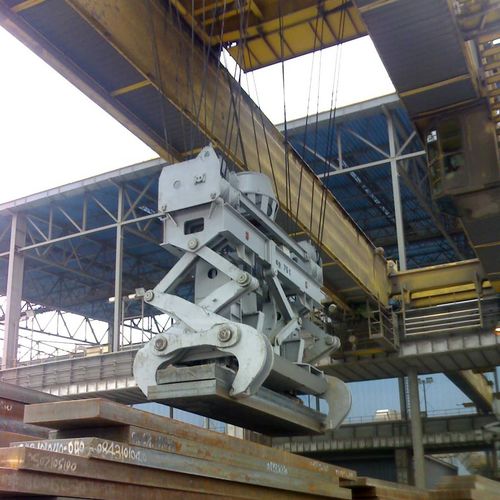 Pinza per sollevamento automatica - Heppenstall Technology - per bramme / orizzontale / per applicazioni pesanti