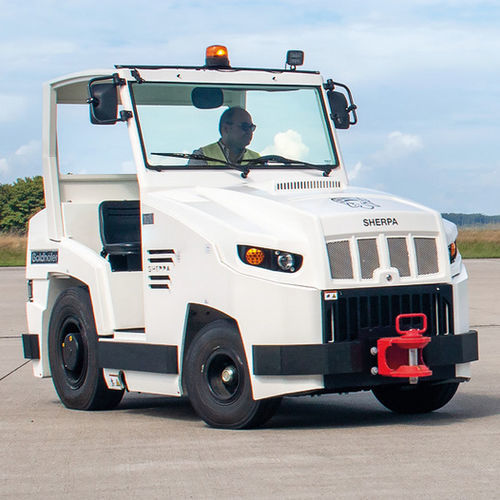 Trattore di aereo - »SHERPA« D series - Goldhofer - diesel / 4 ruote / con conducente seduto
