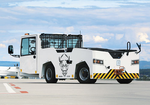 Trattore di aereo - »BISON« D 370 - Goldhofer - elettrico / diesel / 4 ruote