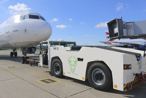 Trattore di aereo - »BISON« E 620 - Goldhofer - elettrico / 4 ruote / con conducente seduto