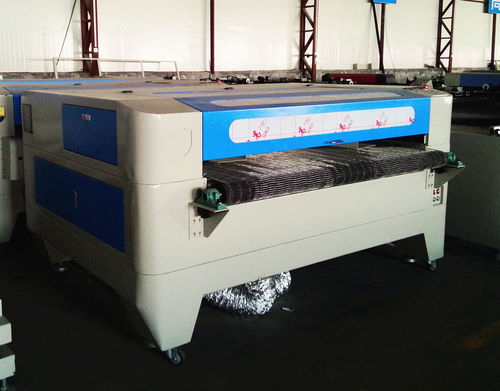 Macchina da taglio laser - JQ1610 - Jinan JinQiang Laser CNC Equipment Co; Ltd.  - per materiale tessile / CNC / di incisione