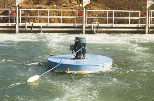 Aeratore di surperficie - Aqua MixAir® - Aqua-Aerobic Systems, Inc. - per trattamento di acque reflue / galleggiante
