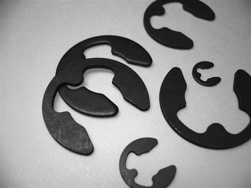 Circlip tipo - Barnes Group