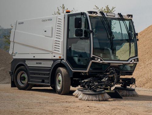 Spazzatrice aspirante compatta - CityCat VR50e - Bucher Municipal AG - montata su veicolo / elettrica / per strade